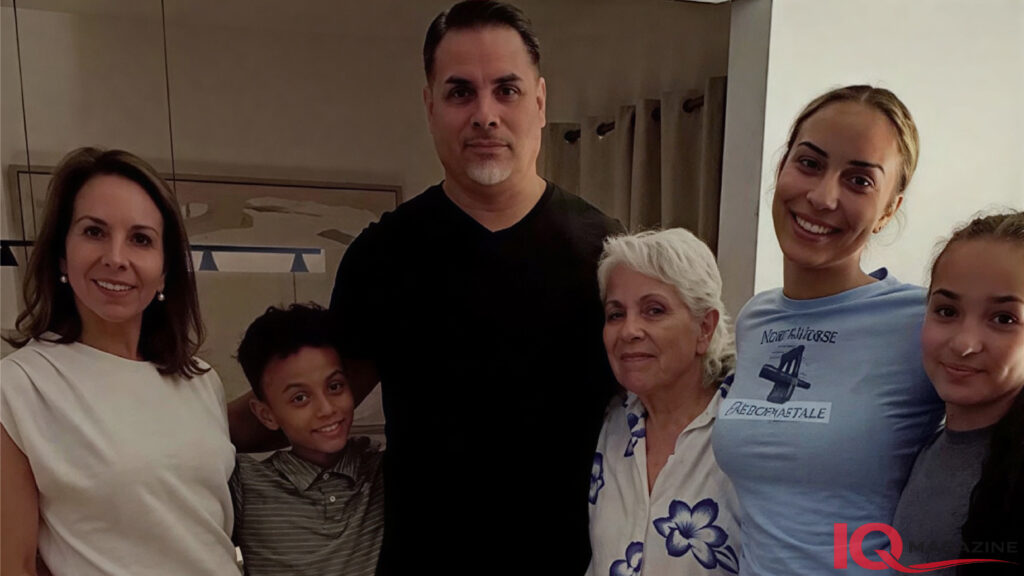 Alicia Acuna Husband